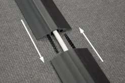 D-Line Linkable Vloerkabelgoot Zwart 8,3 cm x 1,4 cm x 1.800 mm