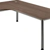 Hammerbacher Matrix Hoekbureau Walnoot 4 voeten 2.000 (B) x 1.200 (D) x 760 (H) mm Aluminium, Hout, Kunststof, Spaanplaat