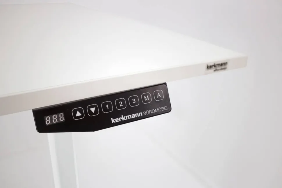 Kerkmann Move 1 Zit-sta-bureau Rechthoekig Eiken T-Voet 1.600 (B) x 800 (D) x 1.230 (H) mm Melamine, staal
