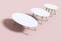 meet powered by PAPERFLOW Ovale bijzettafel Scandi Wit blad Beuken frame 4 poten 650 x 400 x 350 mm