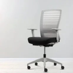 Viking Realspace Florence Ergonomische stoel Synchroonmechanisme Mesh, stof In hoogte verstelbare armleuning In hoogte verstelbare zitting Grijs, zwart 110 kg
