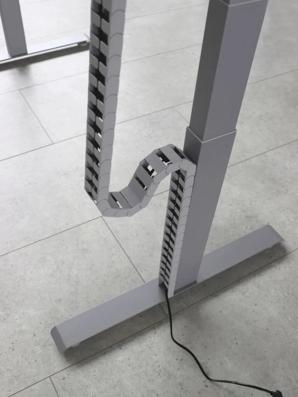 VLXK65 Elektrisch hoogteverstelbaar Zit-sta-bureau Wit C-Voet 1,800 (B) x 800 (D) x 1,295 (H) mm Spaanplaat, Staal